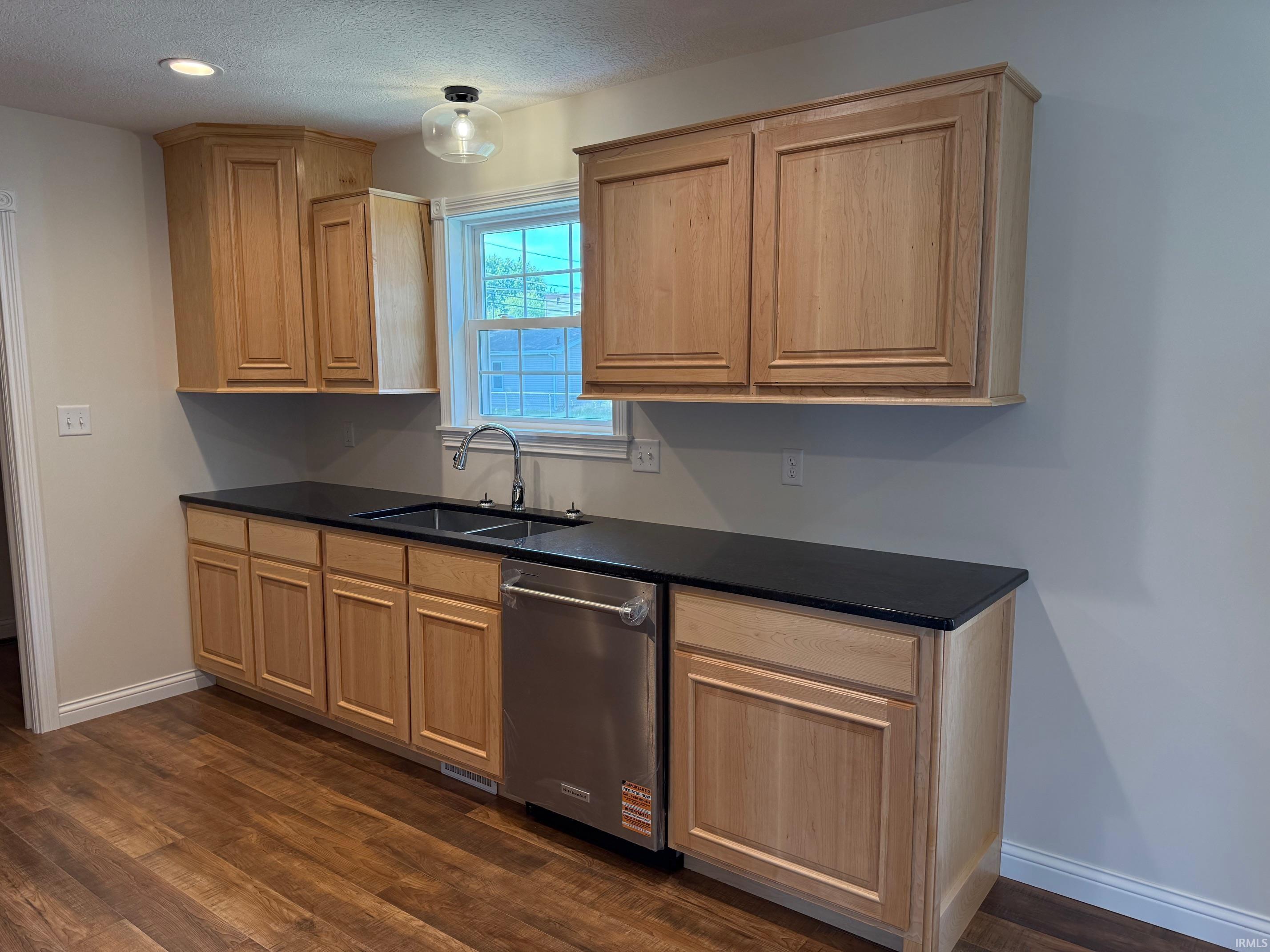 389 H Street Northeast Linton, IN 47441 - Photo 7 of 26