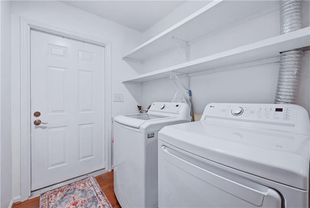 39 Stone Ridge Boulevard Hermitage, PA 16148 - Photo 29 of 31 Washer and Dryer included, only 2 years old!