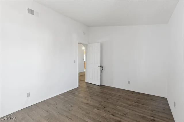 $299,990 | 2823 Biscaya Drive, Laughlin, NV 89029