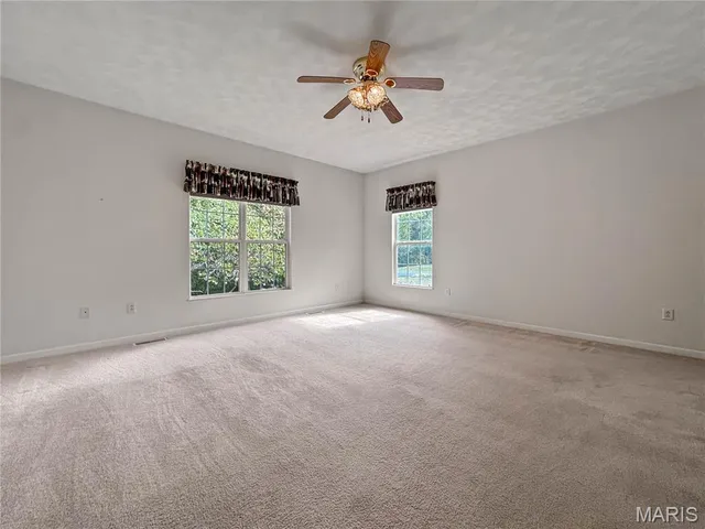 $397,000 | 3707 Clover Dell Lane, Waterloo, IL 62298