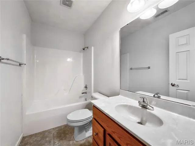 $397,000 | 3707 Clover Dell Lane, Waterloo, IL 62298