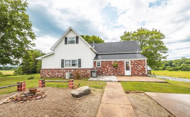 $815,000 | 3155 New Saratoga Road, Anna, IL 62906