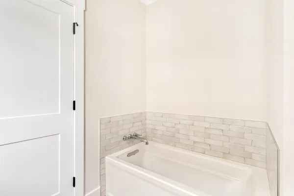 $499,000 | 1317 Thomas Avenue, Unit 8, Chattanooga, TN 37409