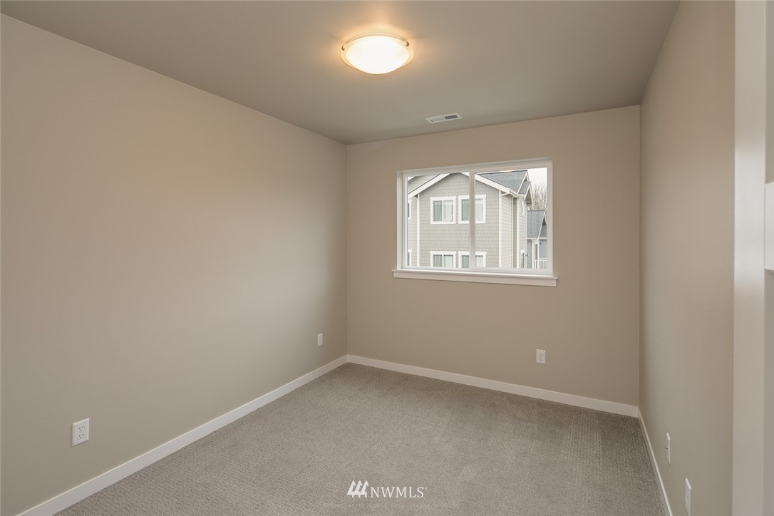 2065 Roxy Loop Ferndale, WA 98248 - Photo 19 of 37 Gallery Image 19