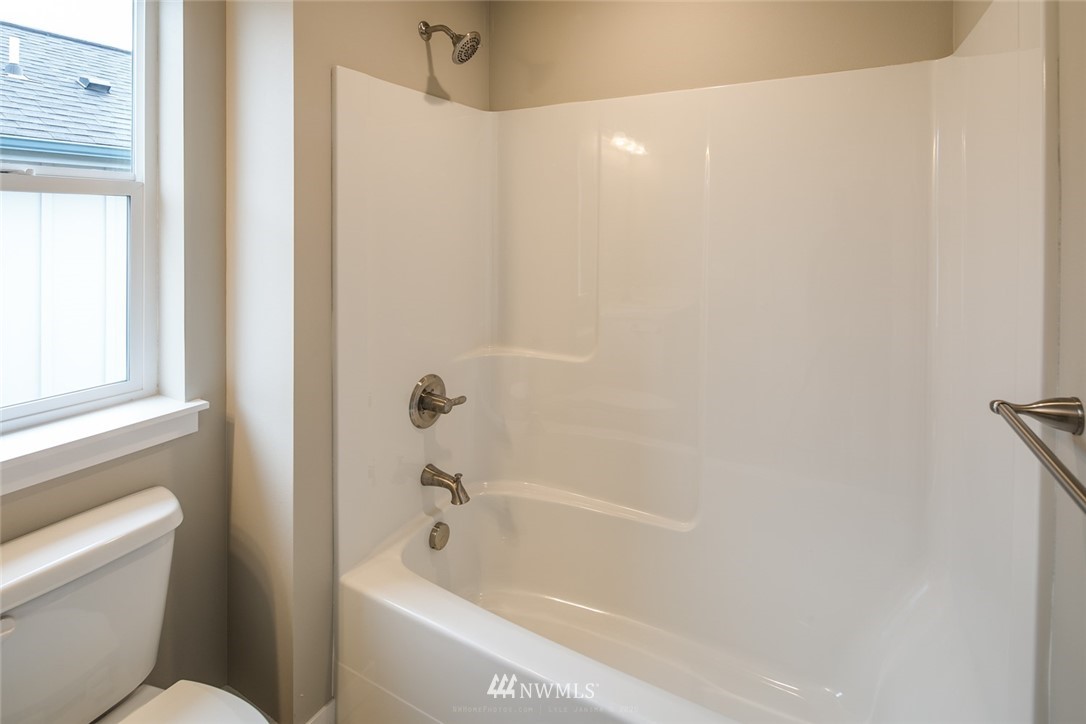 2065 Roxy Loop Ferndale, WA 98248 - Photo 24 of 37 Gallery Image 24