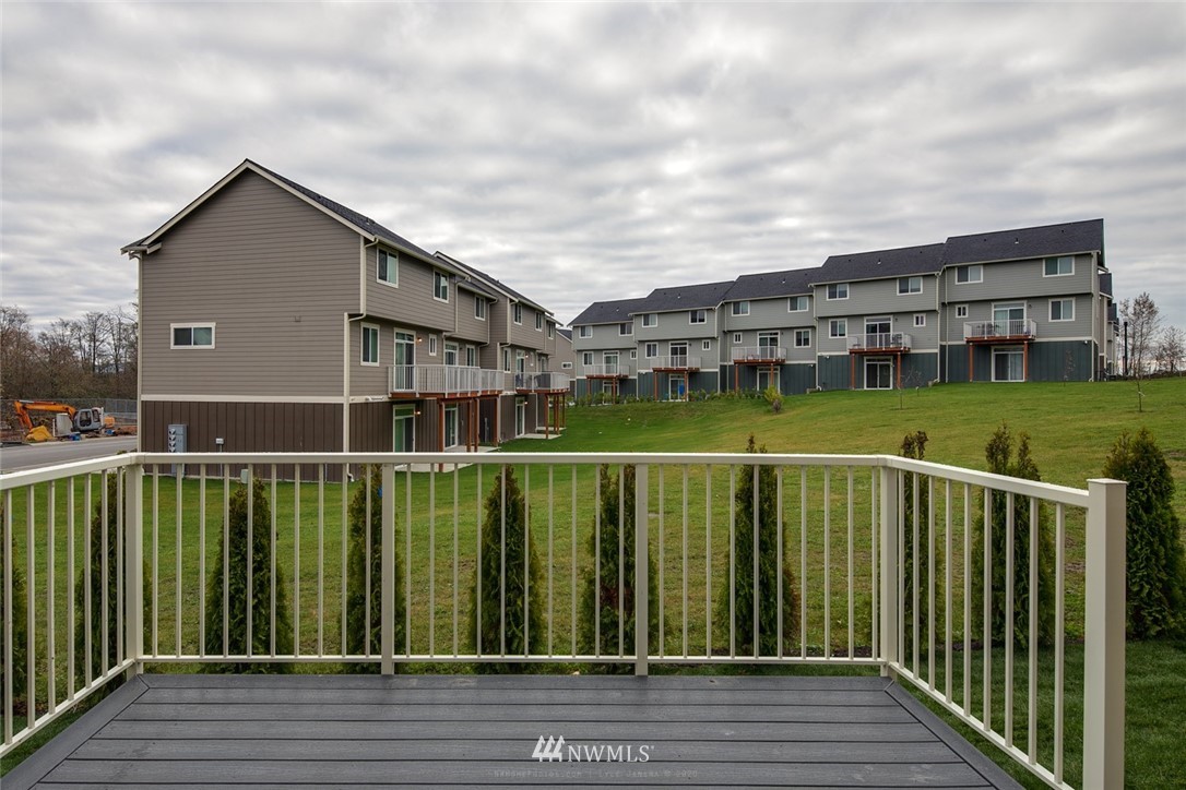 2065 Roxy Loop Ferndale, WA 98248 - Photo 29 of 37 Gallery Image 29