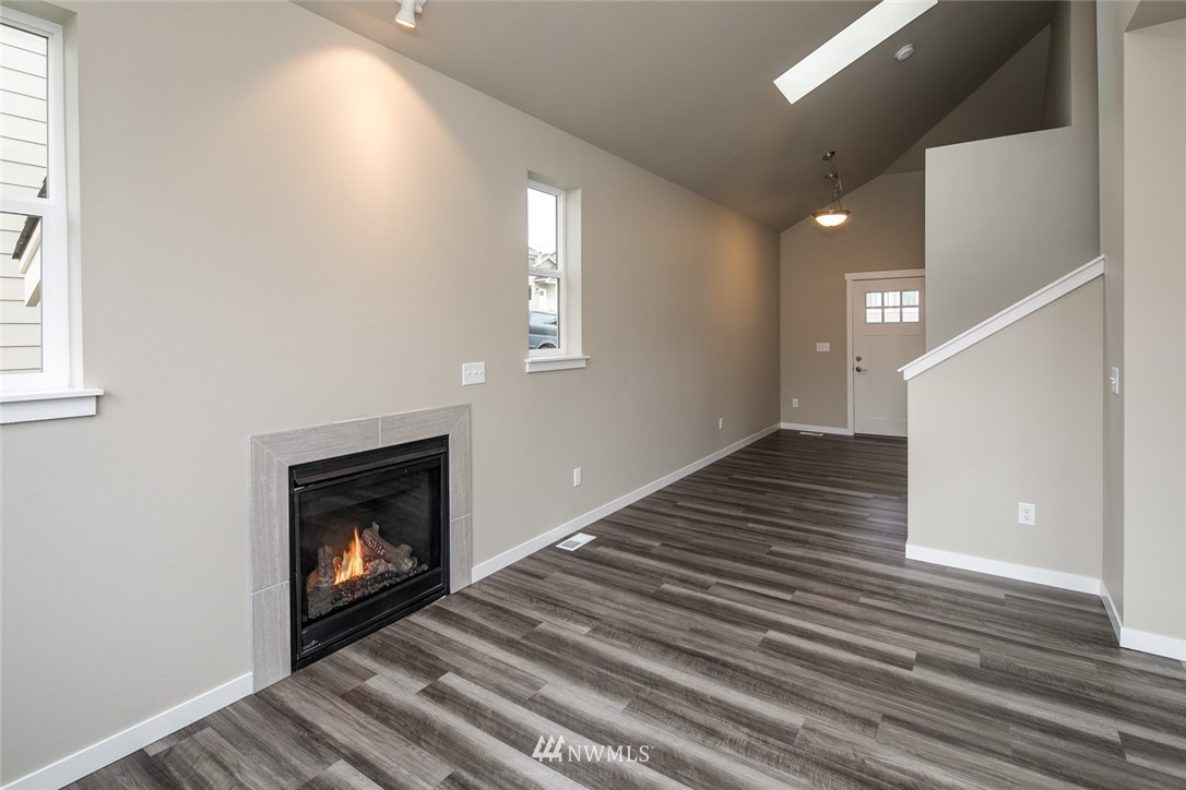 2065 Roxy Loop Ferndale, WA 98248 - Photo 6 of 37 Gallery Image 6
