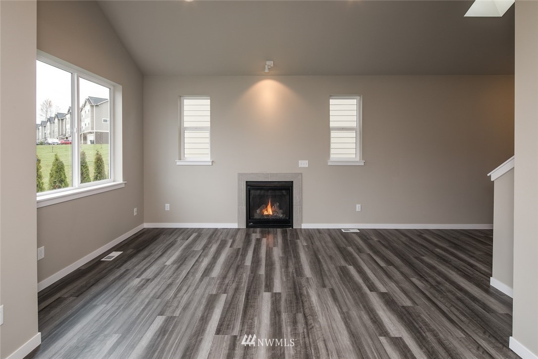 2065 Roxy Loop Ferndale, WA 98248 - Photo 7 of 37 Gallery Image 7