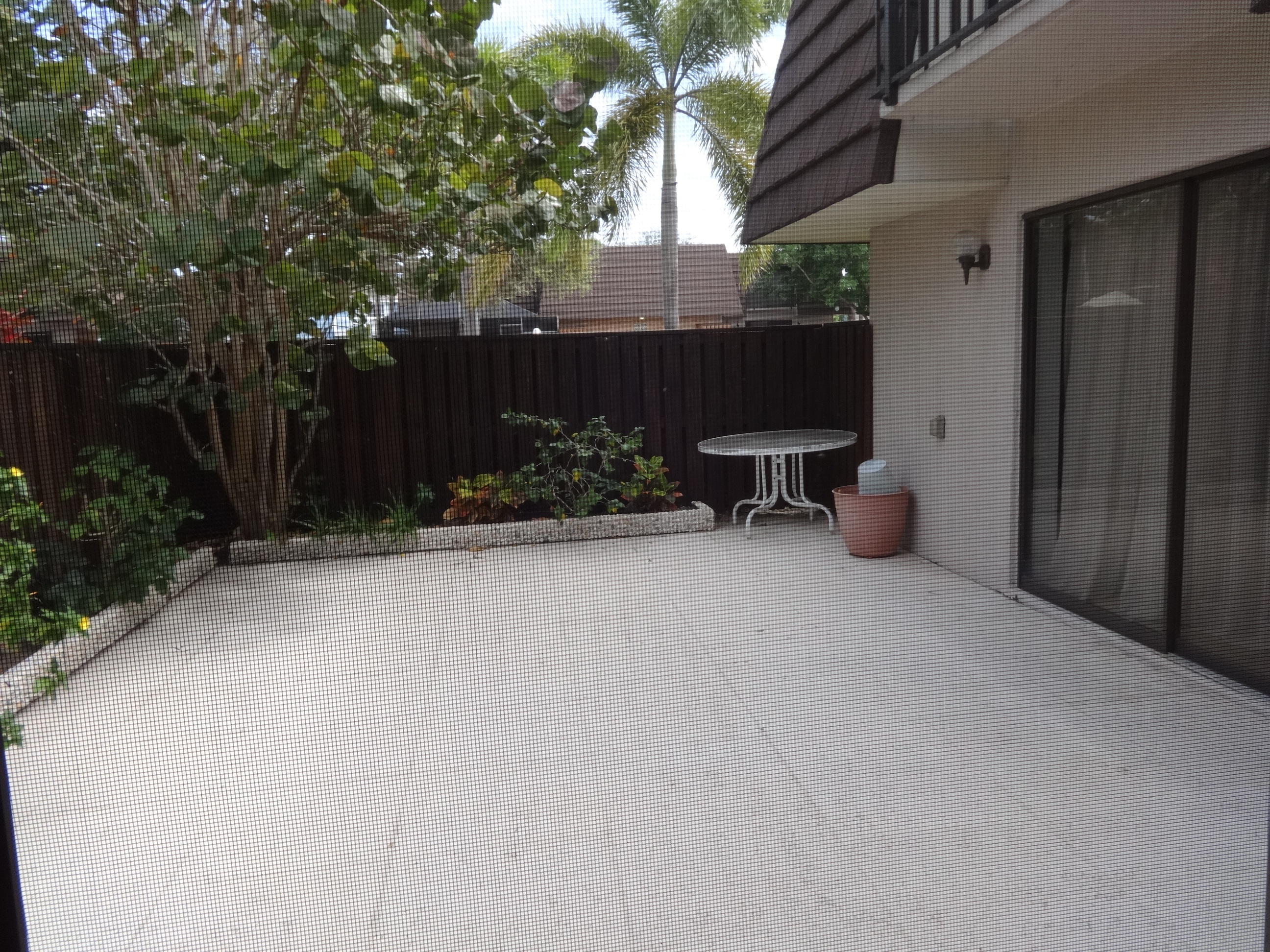 1209 12th Court Jupiter, FL 33477 - Photo 4 of 13 DSC01127