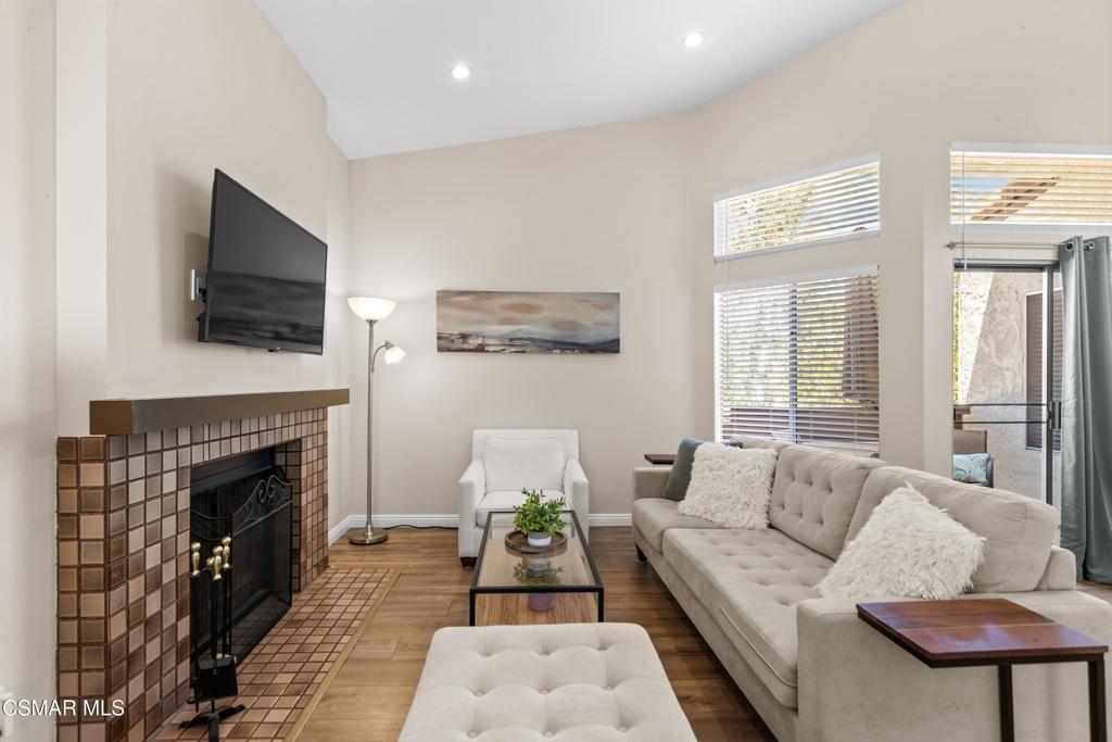 1736 Sinaloa Road, Unit 427 Simi Valley, CA 93065 - Photo 4 of 63
