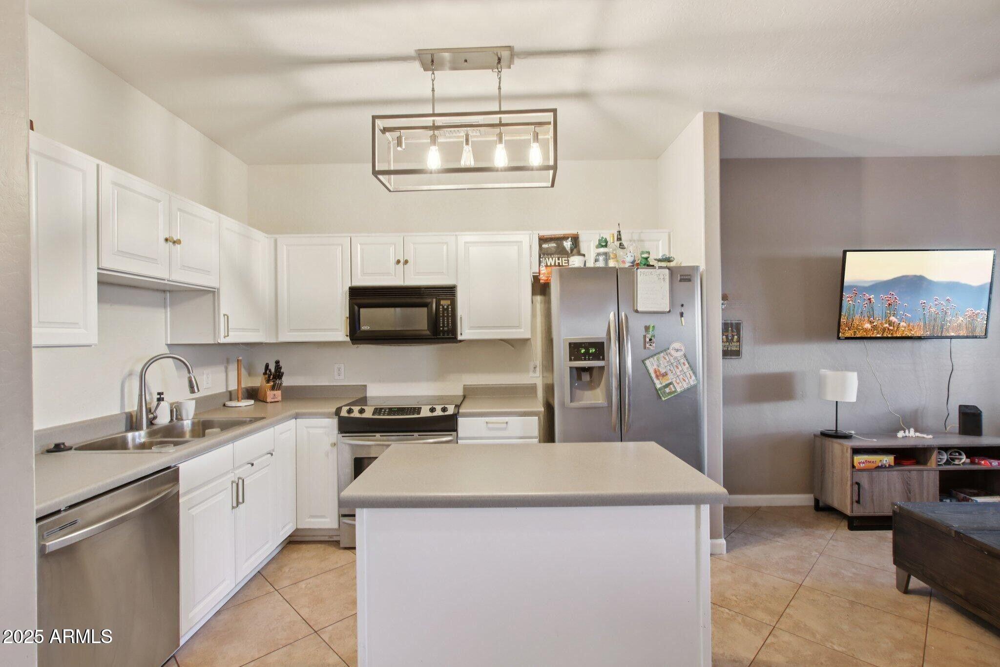 1718 West Colter Street, Unit 118 Phoenix, AZ 85015 - Photo 5 of 22