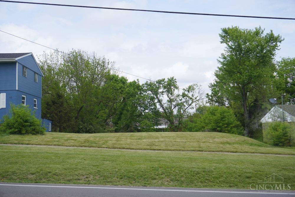 888 West Kemper Road Forest Park, OH 45240 - Photo 2 of 4