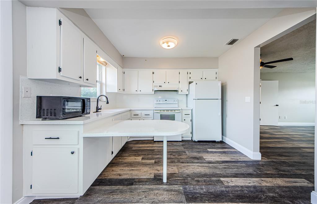 6935 Monte Carlo Pinellas Park, FL 33781 - Photo 14 of 36