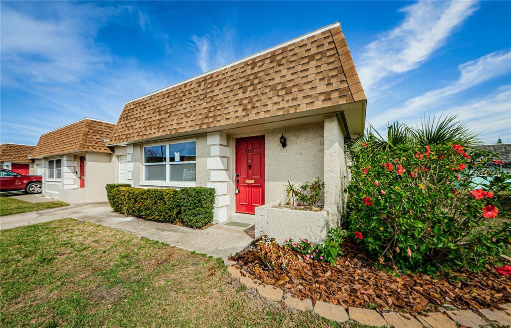 6935 Monte Carlo Pinellas Park, FL 33781 - Photo 2 of 36