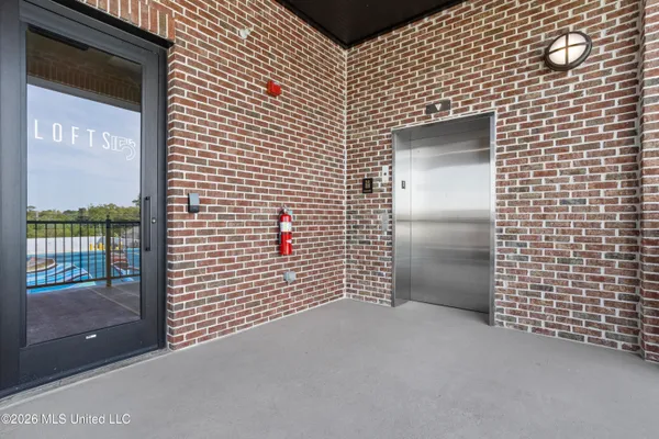 $725,000 | 1515 Government Street, Unit A305, Ocean Springs, MS 39564