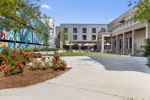 $725,000 | 1515 Government Street, Unit A305, Ocean Springs, MS 39564