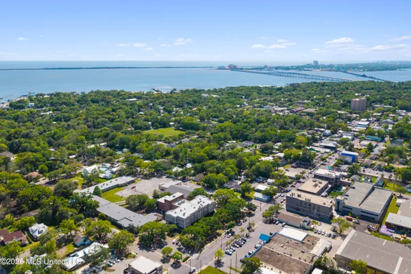 $725,000 | 1515 Government Street, Unit A305, Ocean Springs, MS 39564