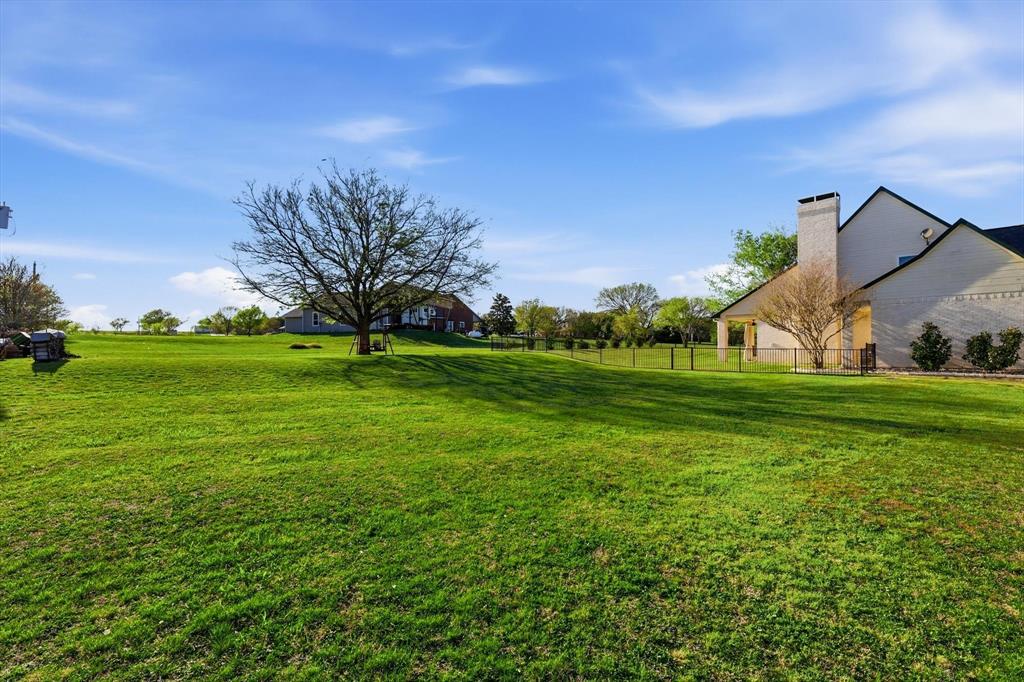 424 Preakness Place Road Van Alstyne, TX 75495 - Photo 37 of 40