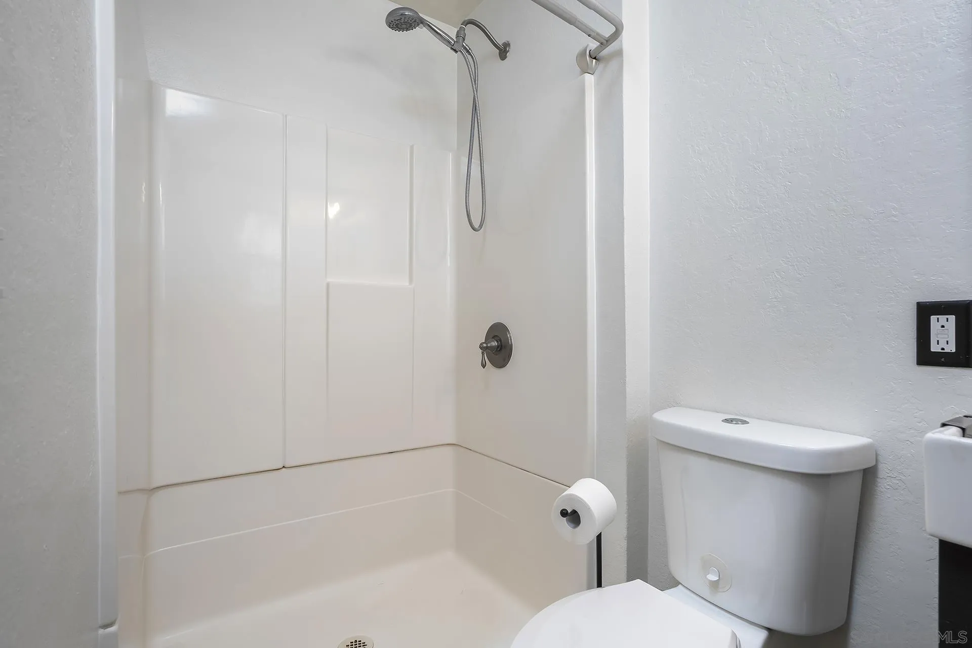 9767 Halberns Boulevard Santee, CA 92071 - Photo 24 of 53