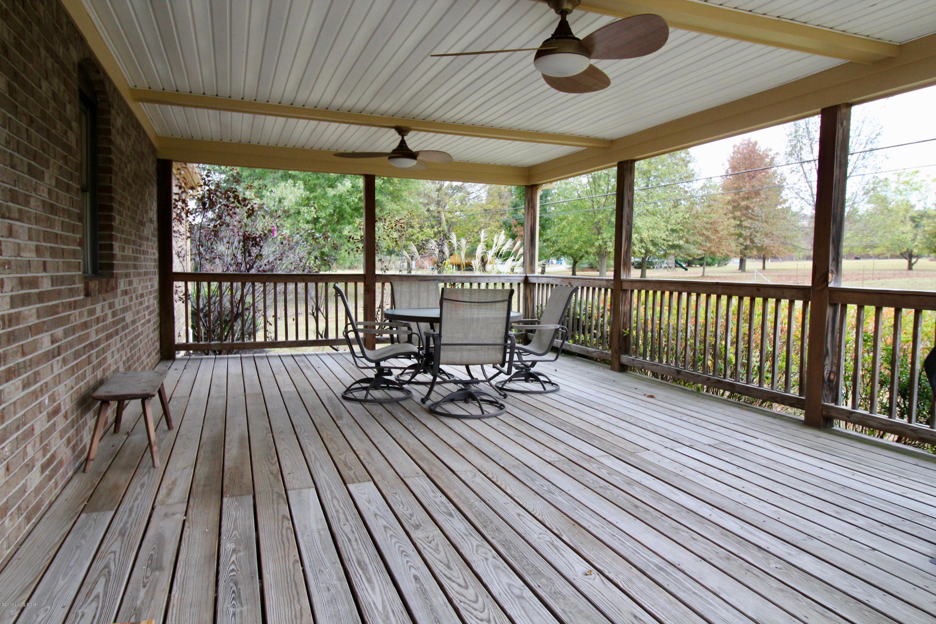 2234 Greenbriar Road Mount Washington, KY 40047 - Photo 23 of 41 IMG_5661