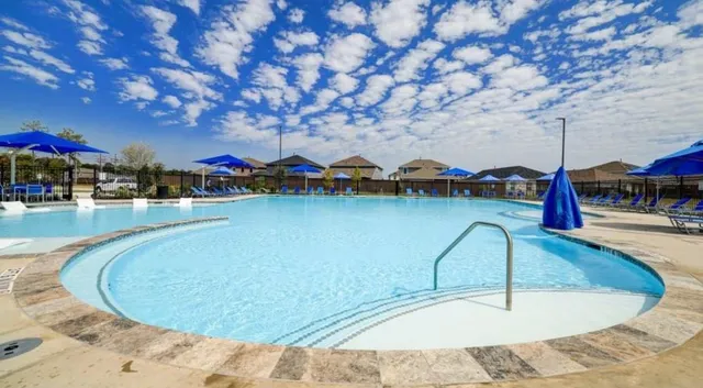 $2,400 | 15130 Pr Ml Drive, New Caney, TX 77357