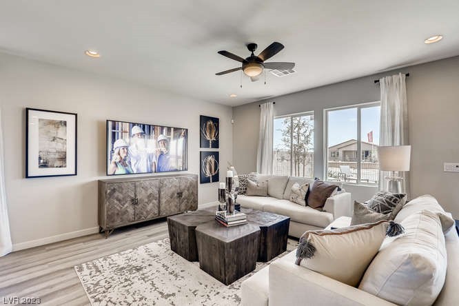 2740 Sweeping Palm Road North Las Vegas, NV 89086 - Photo 8 of 47