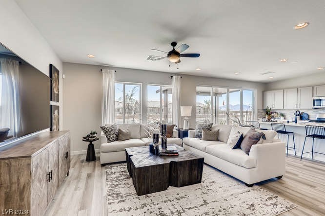 2740 Sweeping Palm Road North Las Vegas, NV 89086 - Photo 9 of 47