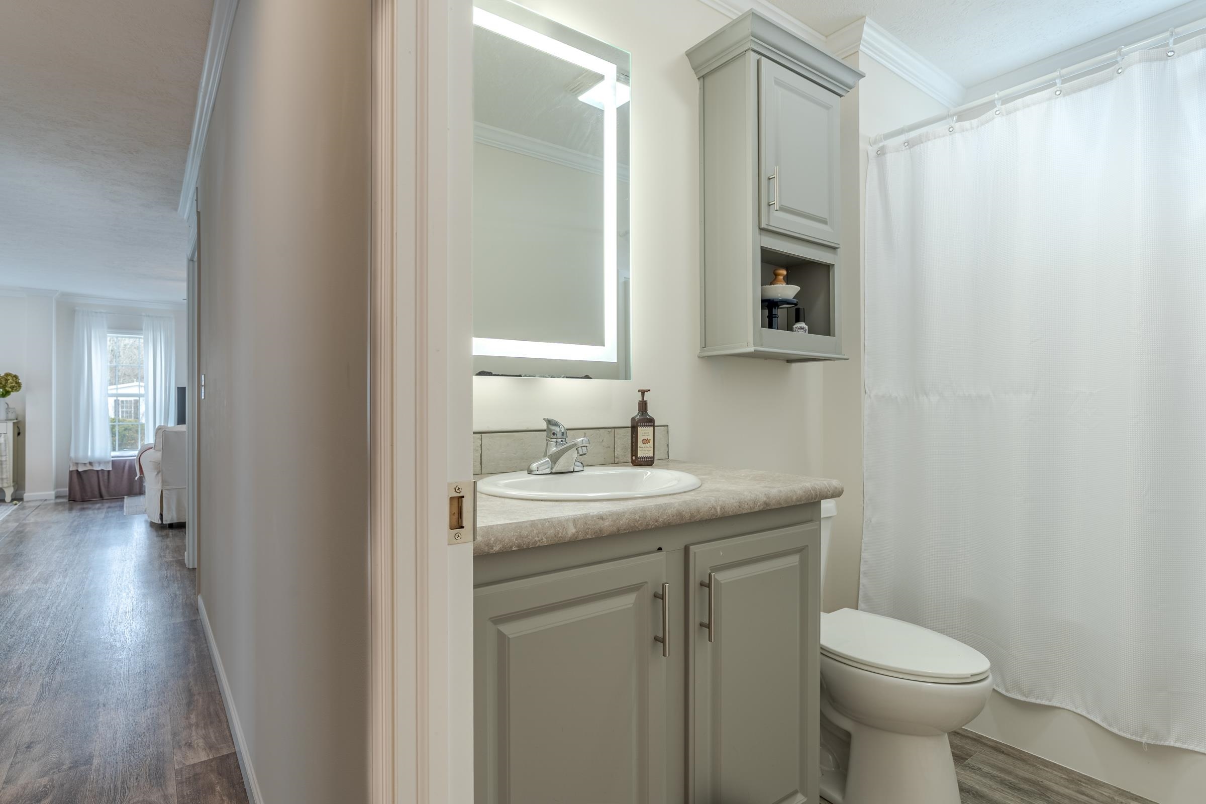 104 Robin Hood Lane Exeter, NH 03833 - Photo 23 of 38