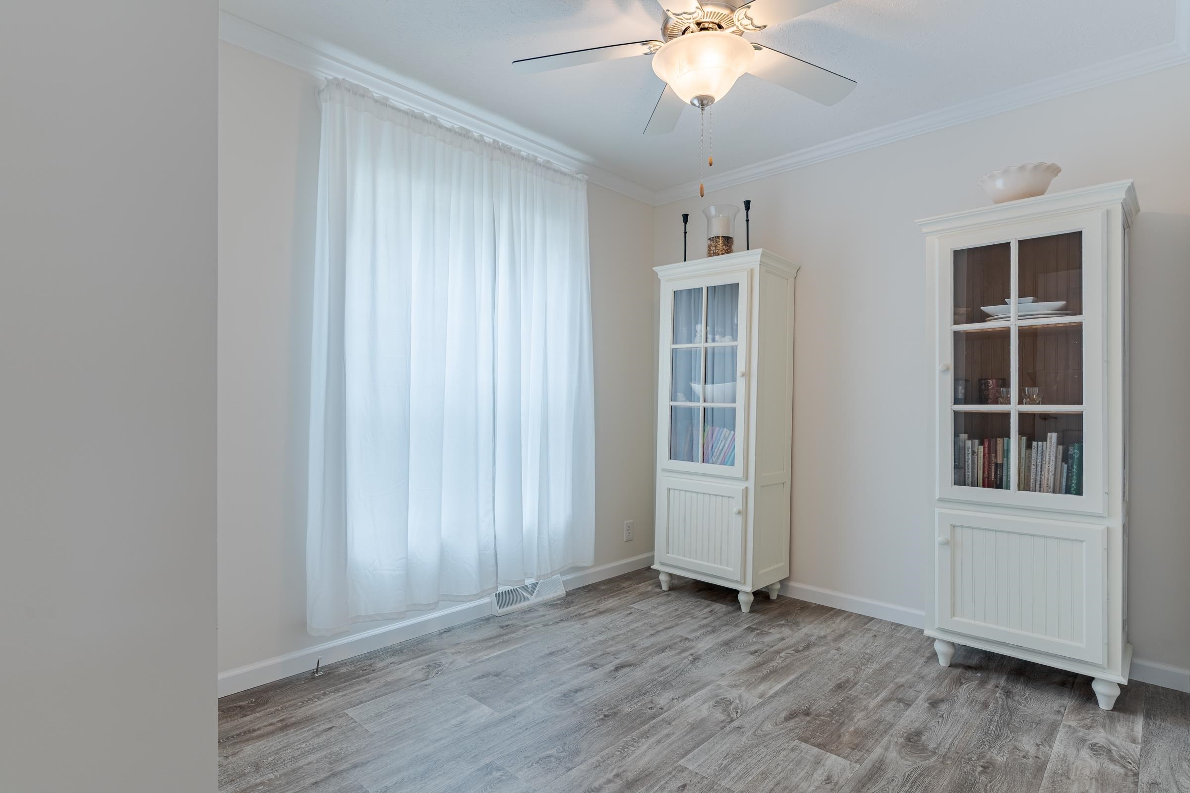 104 Robin Hood Lane Exeter, NH 03833 - Photo 25 of 38