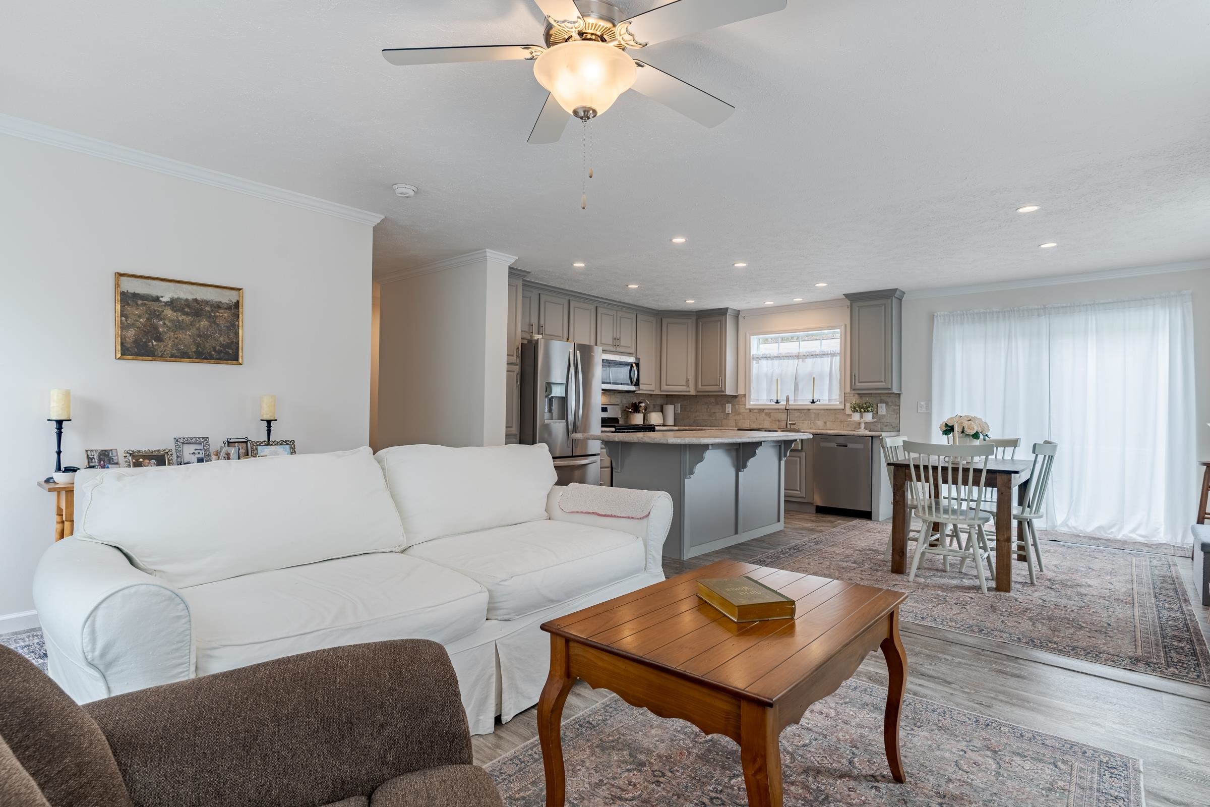 104 Robin Hood Lane Exeter, NH 03833 - Photo 3 of 38