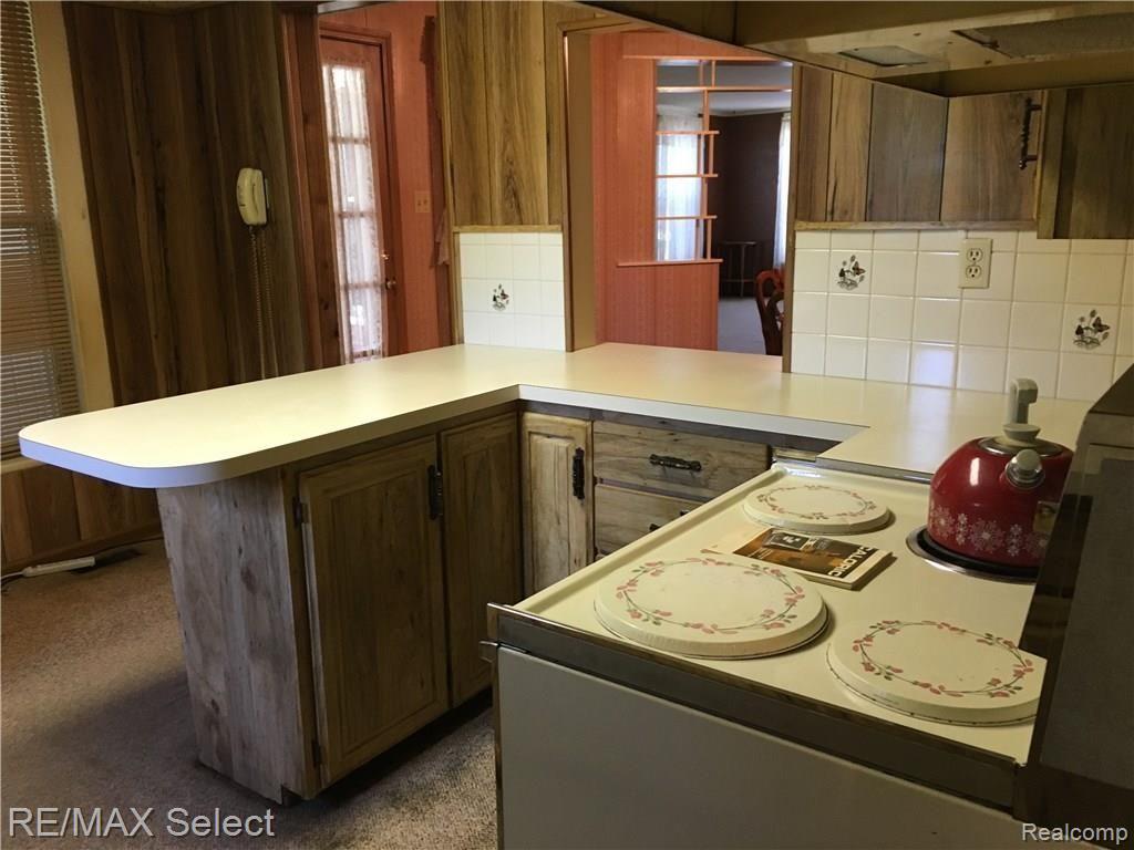 5348 South Genesee Road Grand Blanc, MI 48439 - Photo 28 of 37 037.JPG