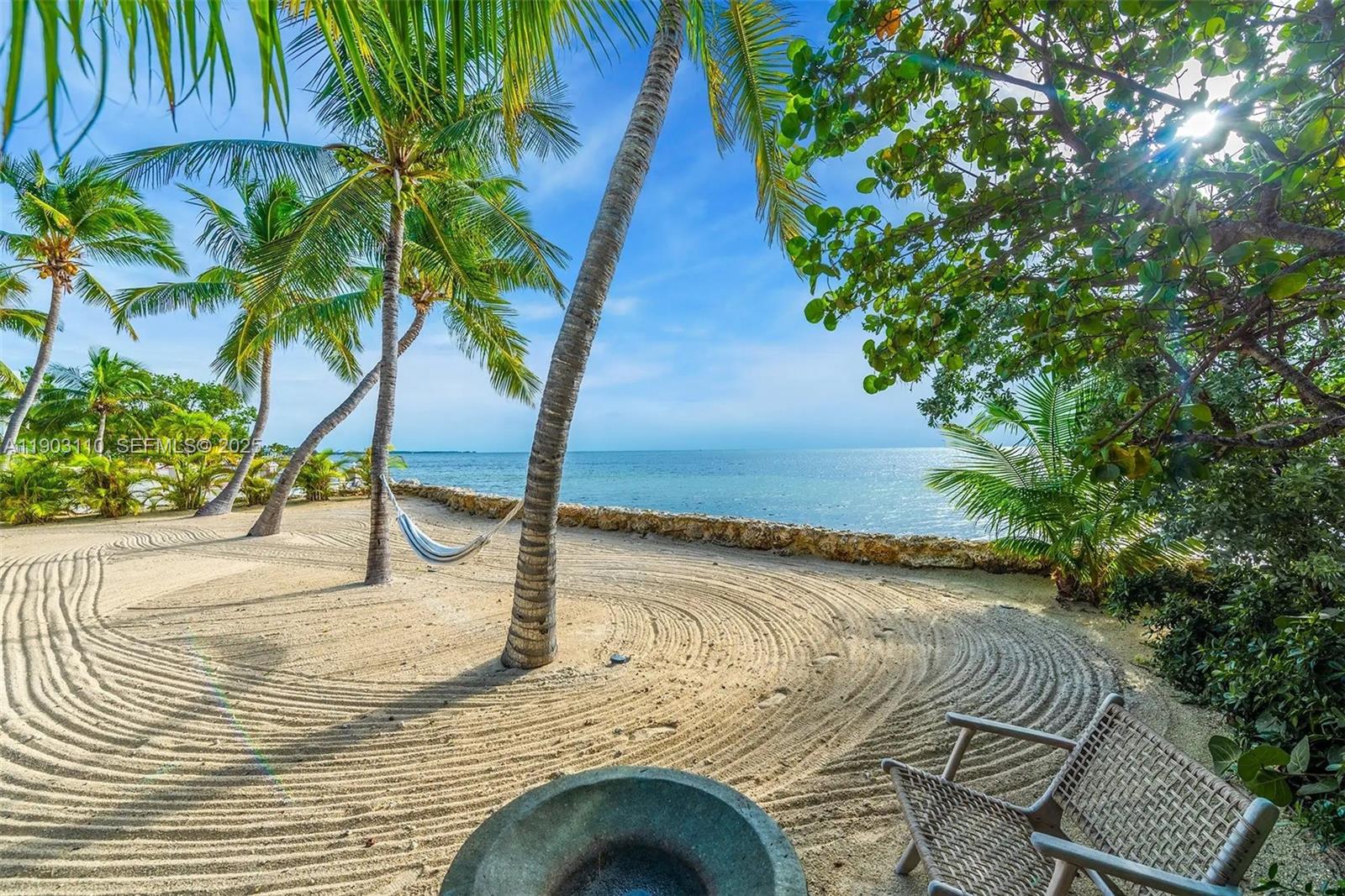 60 Ocean Front Drive Key Largo, FL 33037 - Photo 11 of 69