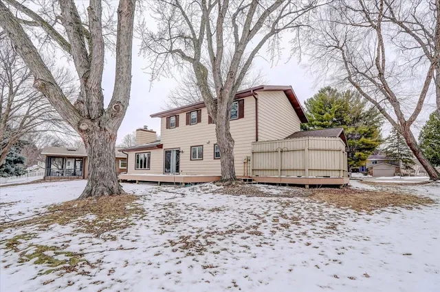 $539,900 | 7330 West Branford Lane, Madison, WI 53717