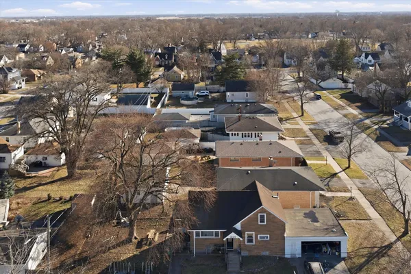 $155,000 | 18309 Grant Street, Lansing, IL 60438