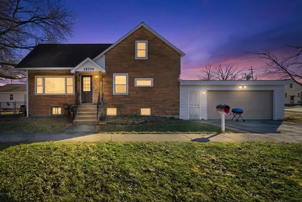 $155,000 | 18309 Grant Street, Lansing, IL 60438
