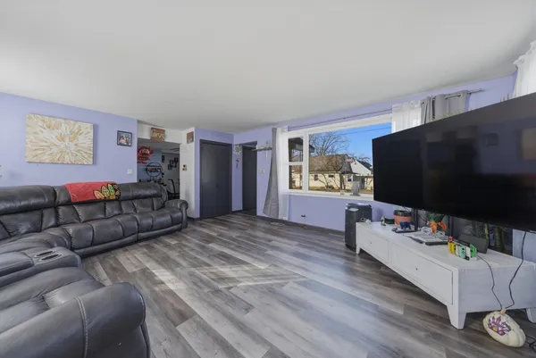 $155,000 | 18309 Grant Street, Lansing, IL 60438