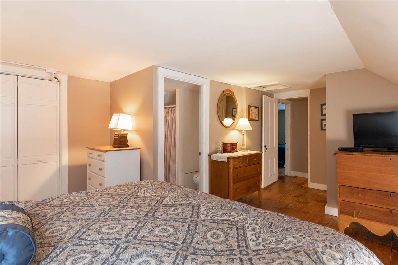 57 Lovell Road Stratham, NH 03885 - Photo 25 of 40
