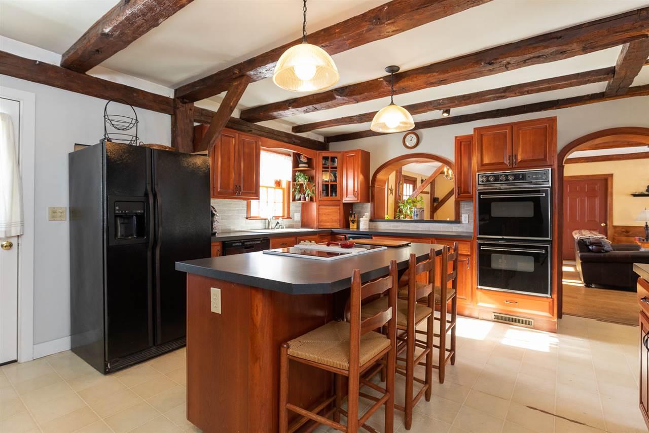57 Lovell Road Stratham, NH 03885 - Photo 9 of 40