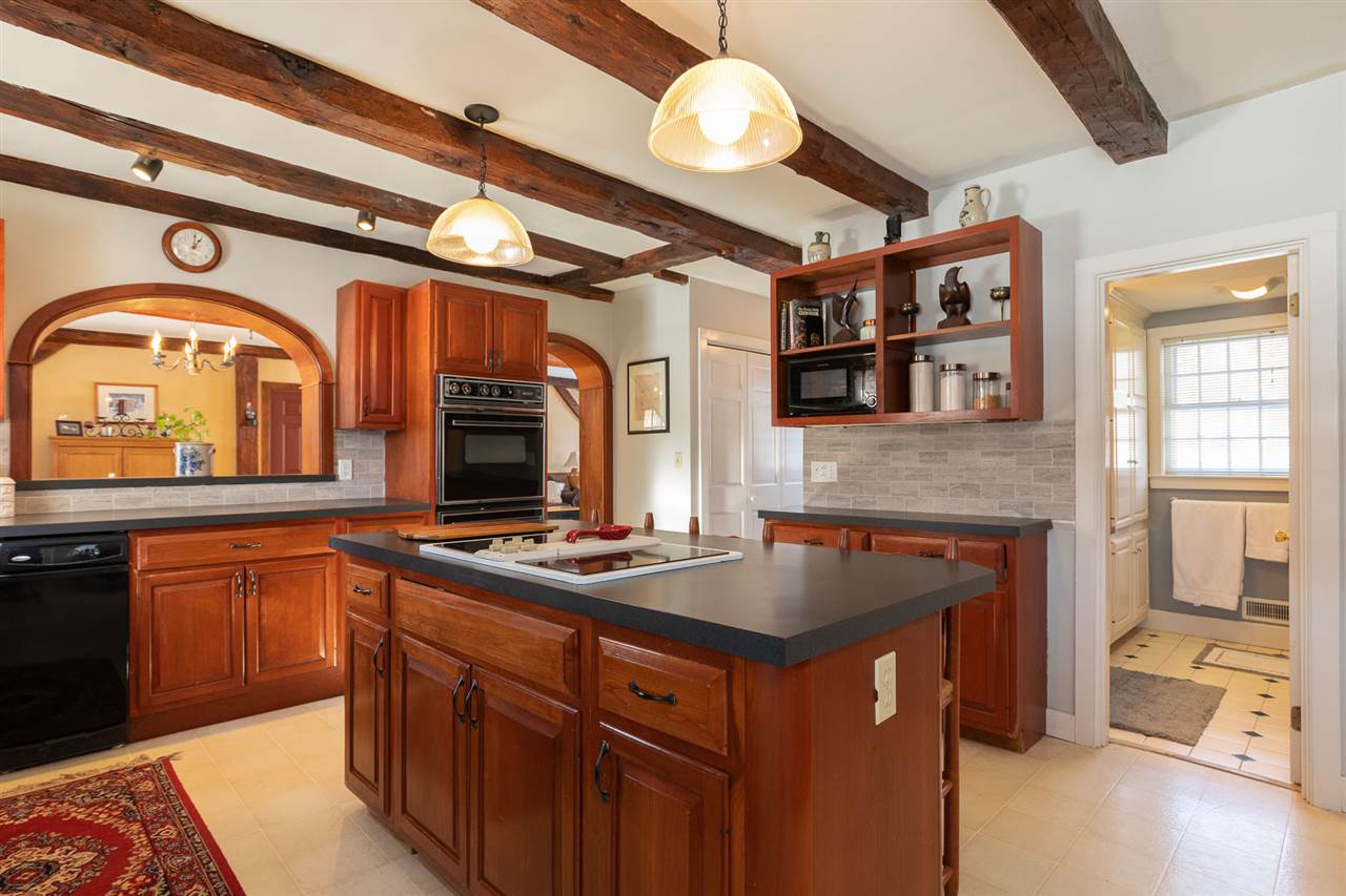 57 Lovell Road Stratham, NH 03885 - Photo 10 of 40