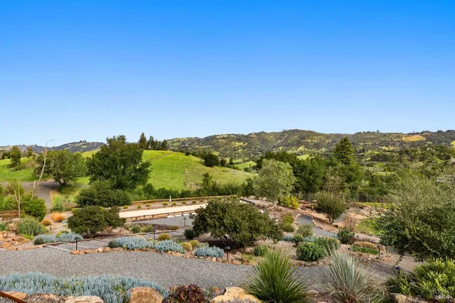 $2,900,000 | 4200 Old Vineyard Lane, Santa Rosa, CA 95404