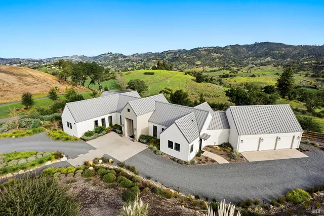 $2,900,000 | 4200 Old Vineyard Lane, Santa Rosa, CA 95404