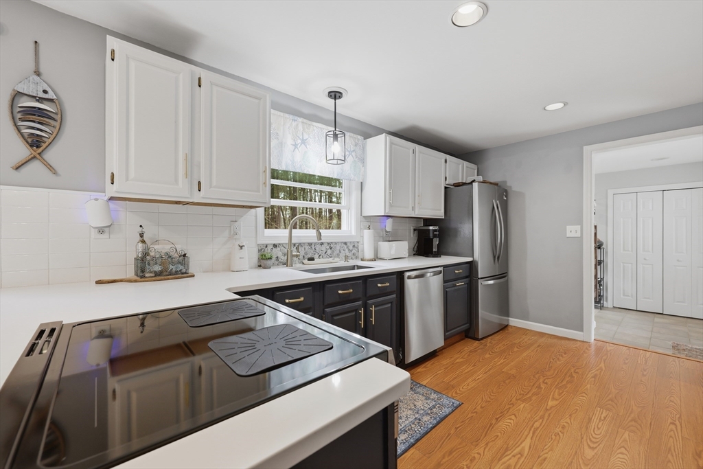 294 Stoneybrook Road Fitchburg, MA 01420 - Photo 6 of 36 Gallery Image 6
