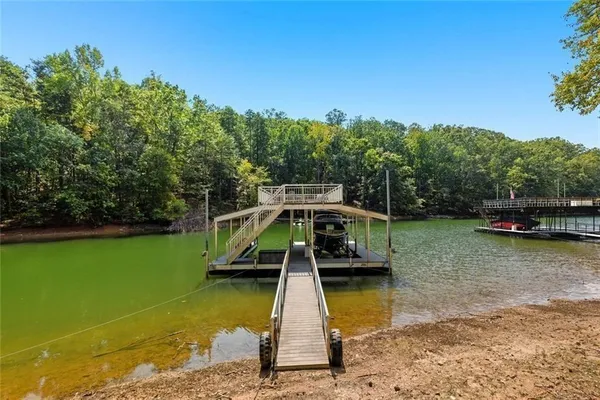 $1,799,000 | 3680 Lamplighters Cove Road, Gainesville, GA 30504