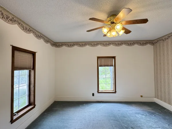 $279,900 | 8332 440th Avenue, Blue Earth, MN 56013