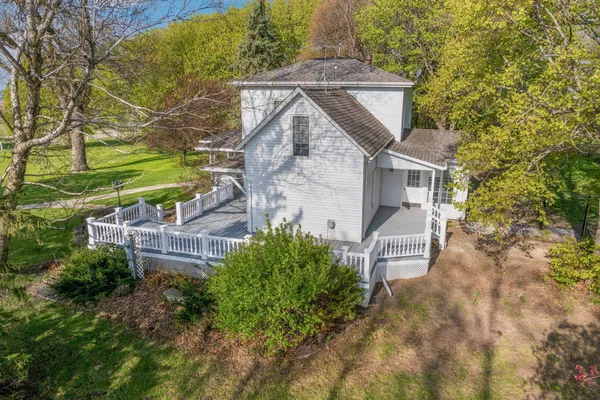 $279,900 | 8332 440th Avenue, Blue Earth, MN 56013