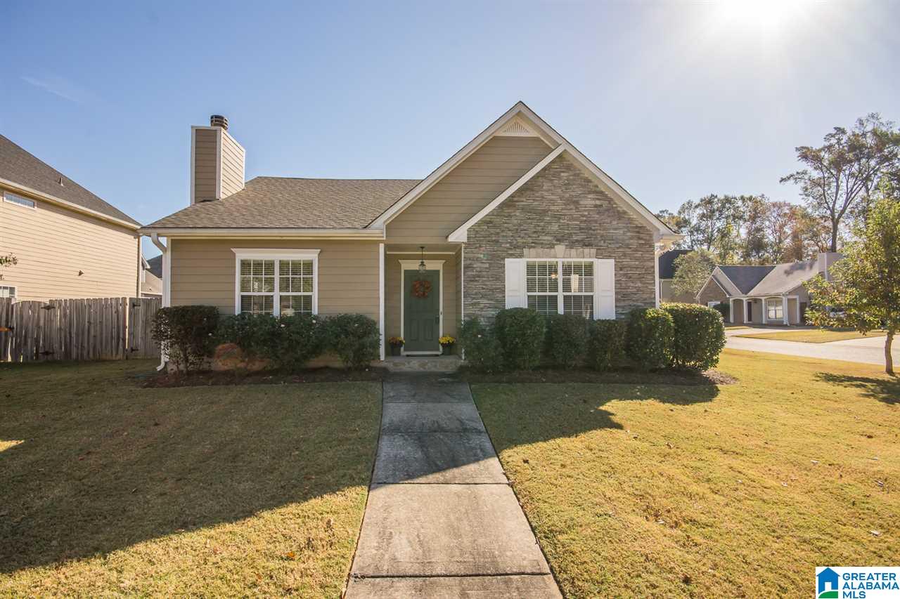 421 Cedar Grove Lane Alabaster, AL 35114 - Photo 1 of 24