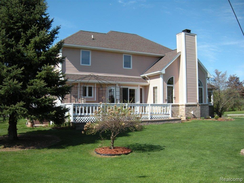 12622 Sweitzer Road Carleton, MI 48117 - Photo 6 of 23 DSCN0574.JPG
