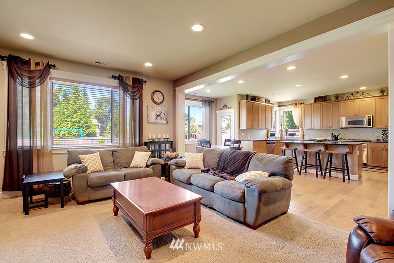 115 Shadow Avenue Northeast Renton, WA 98059 - Photo 7 of 17