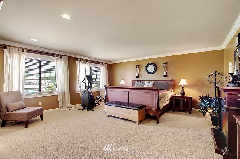 115 Shadow Avenue Northeast Renton, WA 98059 - Photo 10 of 17