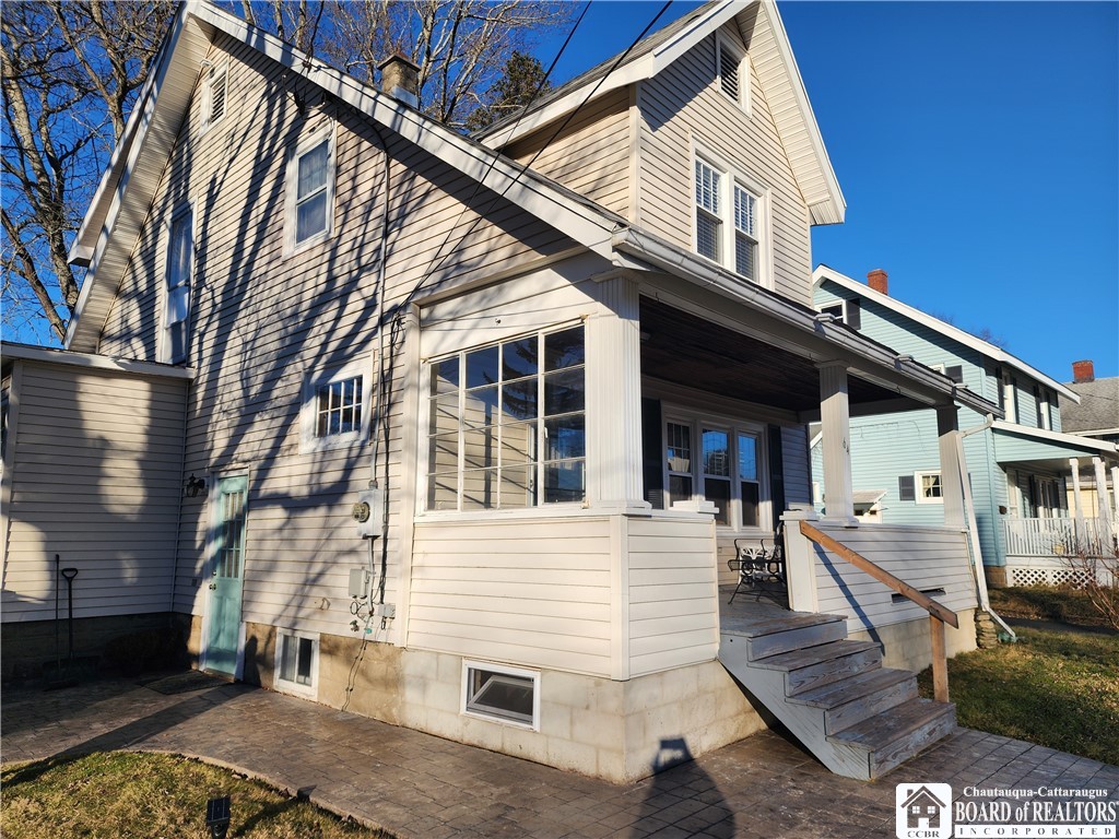 64 Chambers Street Jamestown, NY 14701 - Photo 2 of 32